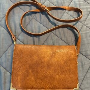 Chic Brown Leather Crossbody Bag